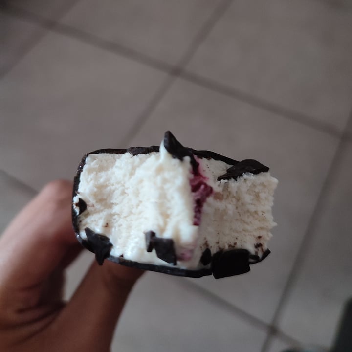 review photo of NotCo Not Icecream Cremoso de Frambuesa shared by @valeriavegana on 06 Feb 2022 - review