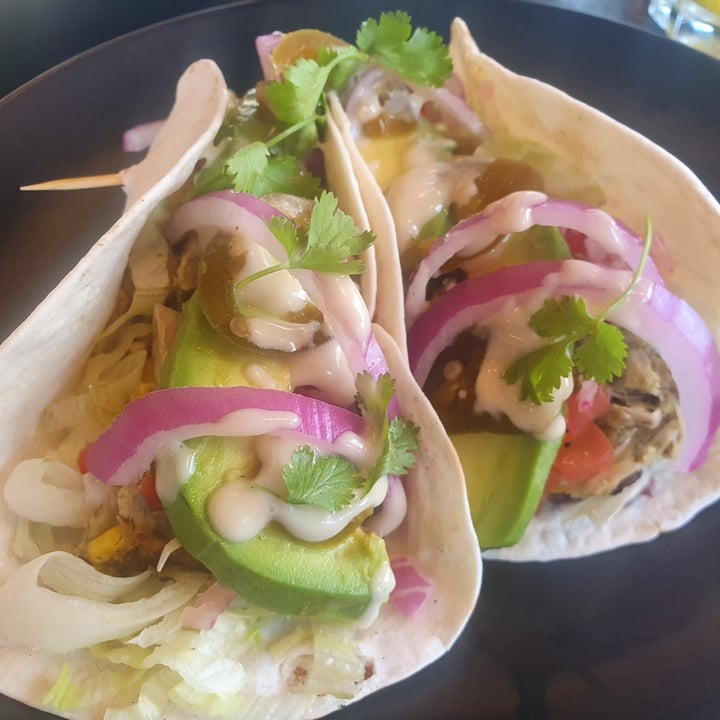 photo of Tiger's Milk Blouberg Veggie Tacos shared by @siobhanduke on  17 Jan 2022 - review