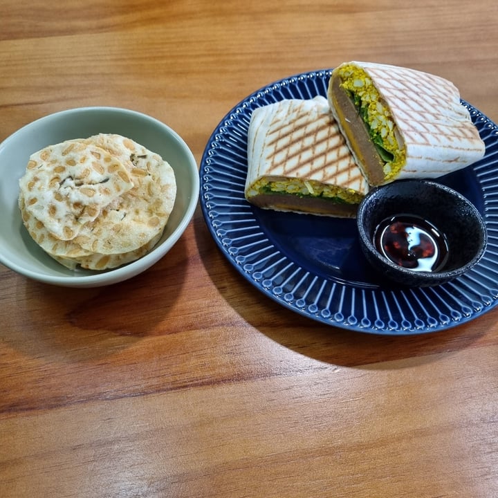 review photo of Puck Provisions Yeggs And Luncheon Burrito shared by @plantbasedlifestyle on 24 Oct 2022 - review