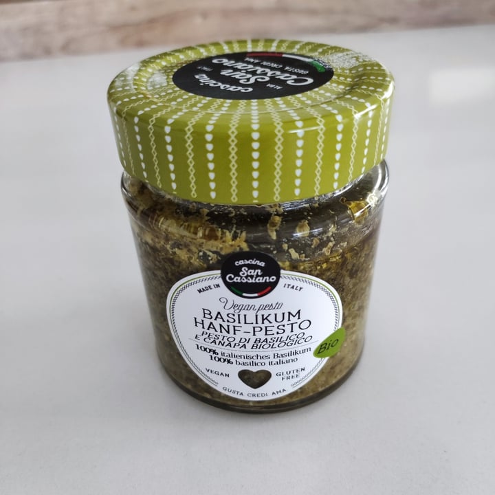 photo of Cascina San cassiano Pesto di basilico e canapa biologico shared by @healtygreen on  17 Jul 2022 - review