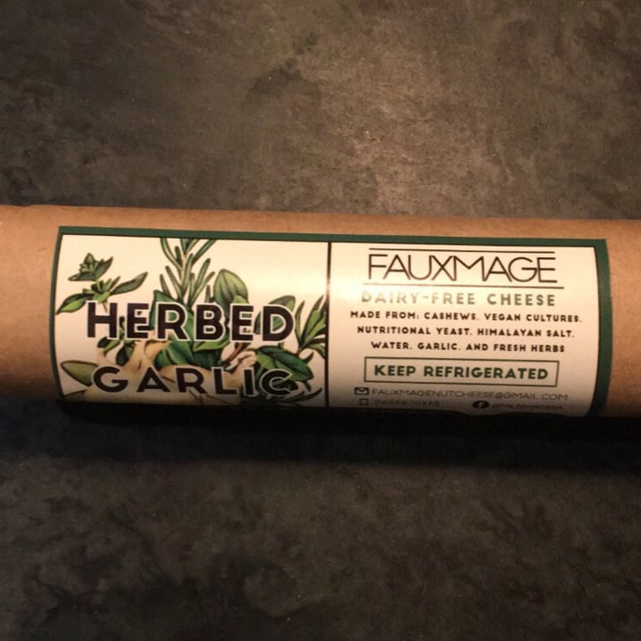 photo of Spar Herbed garlic cheese shared by @erikabierny on  23 Jul 2020 - review