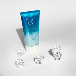 Bioré