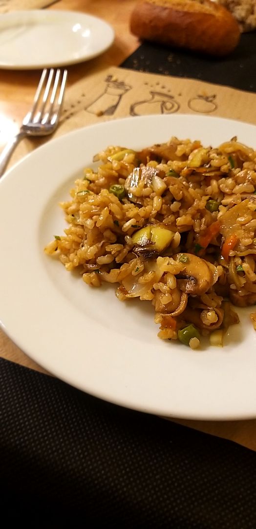 photo of L'ENCANT VEGETARIÀ Arroz Integral Con Alcachofas shared by @ysmina09 on  07 Mar 2020 - review