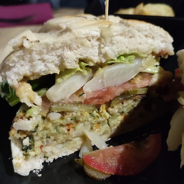 review photo of ROCK TAVERN FAROLES Hamburguesa De Tofu Estilo Country shared by @pickyrabbit on 08 Jul 2022 - review