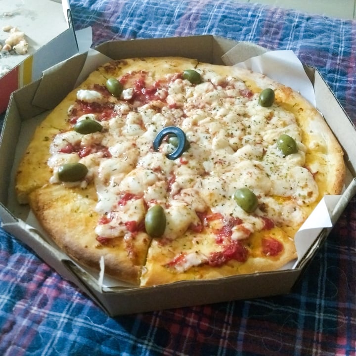 photo of Empanadas de 10 Pizza MUZZARELLA VEGANA shared by @kndyd on  09 Feb 2021 - review