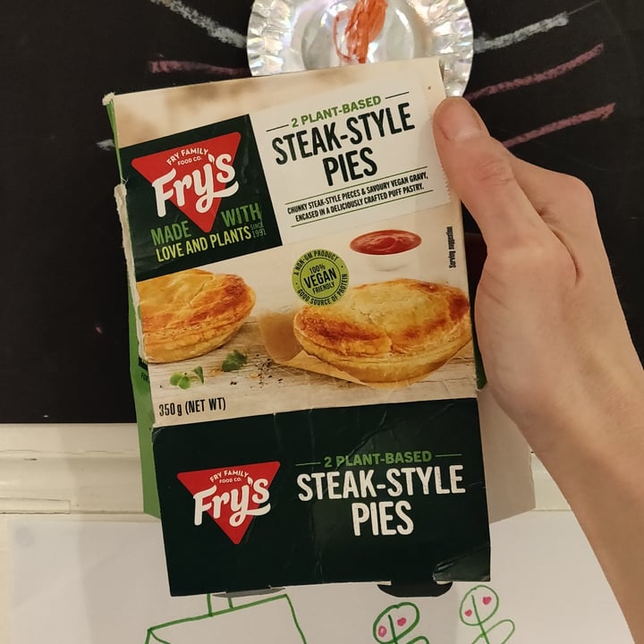 photo of Fry's Family Food steak-style pies shared by @cruzilla on  07 Sep 2022 - review