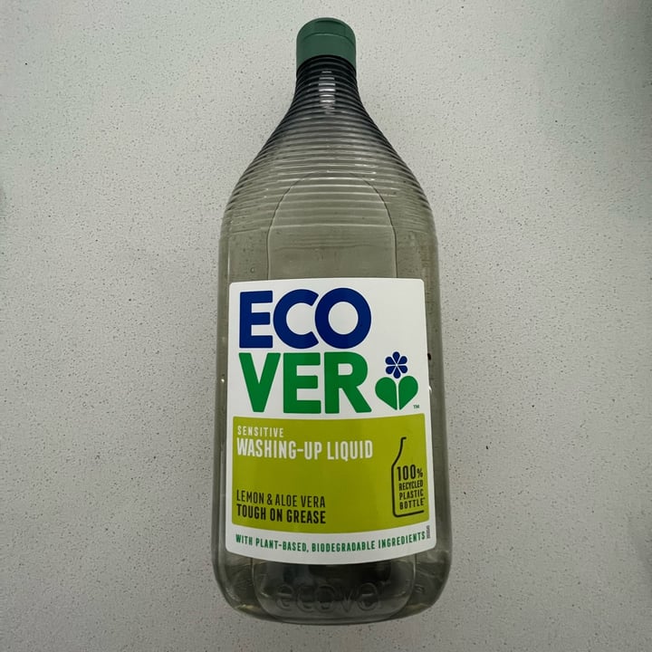 photo of Ecover Lemon and Aloe Vera Washing-up liquid shared by @jucaixeta on  10 May 2022 - review