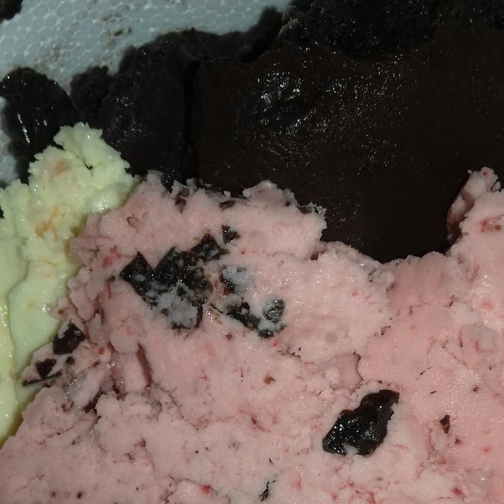 review photo of Jalisco Helado shared by @melanimedina on 23 Aug 2020 - review