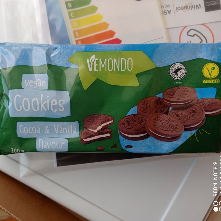 photo of Vemondo Vegan Cookies Cocoa & Vanilla Flavour shared by @claretta99 on  25 Jan 2022 - review