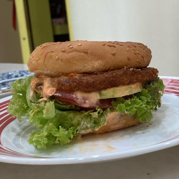 photo of Greendot Rivervale Mall (Take-away Only) Andalusian Tomato Sauce Soy Burger shared by @cheddarhamster on  08 Feb 2022 - review