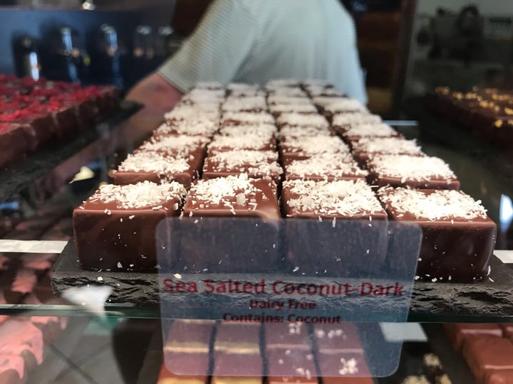 photo of Mutari craft chocolate Mutari Dairyless truffles shared by @mirahplanda on  16 Sep 2019 - review