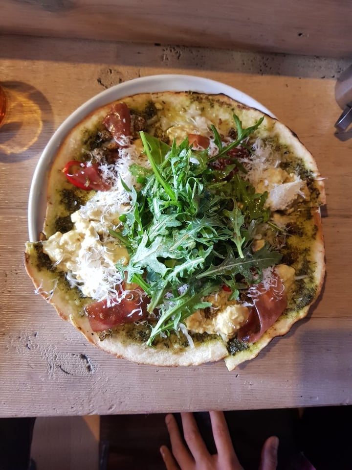 photo of Smith & Daughters Breakfast Pizza shared by @sylchew on  20 Nov 2019 - review