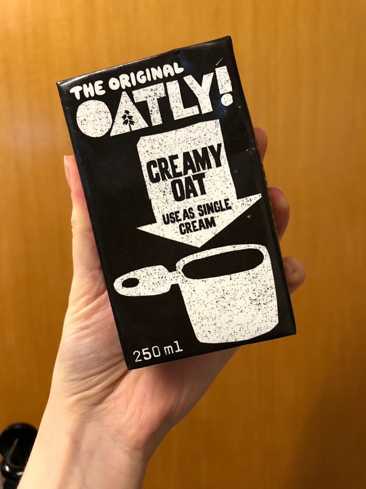 photo of Oatly Creamy Oat shared by @minimallucy on  02 Jan 2020 - review
