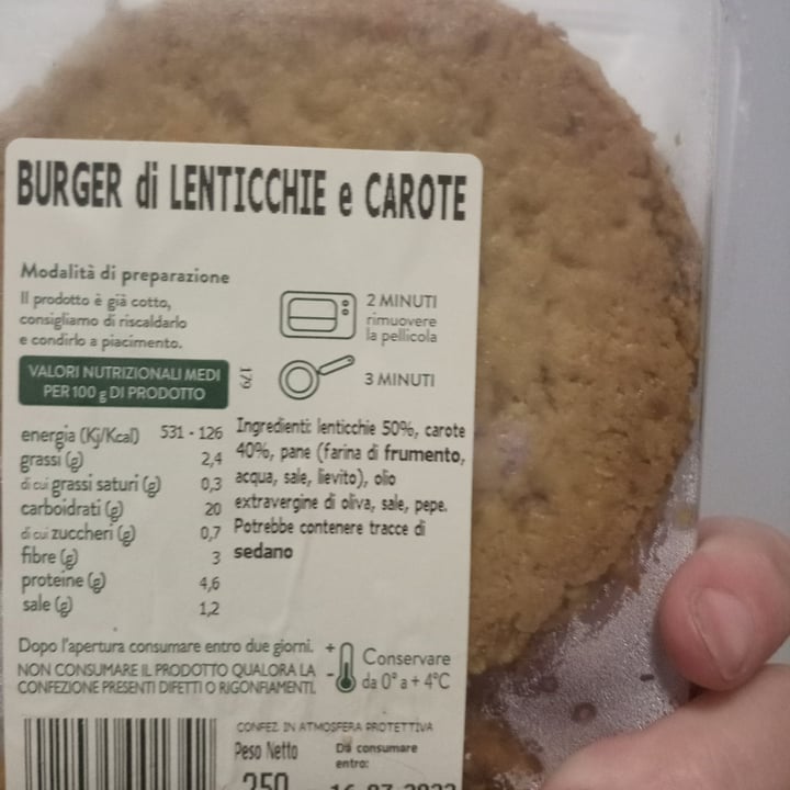 photo of Ortonuovo Burger lenticchie e carote shared by @fabiolamichelotti on  04 Jul 2022 - review