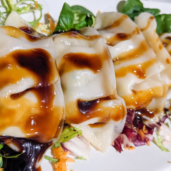 review photo of Bambú Gyozas shared by @munshka on 27 Sep 2022 - review