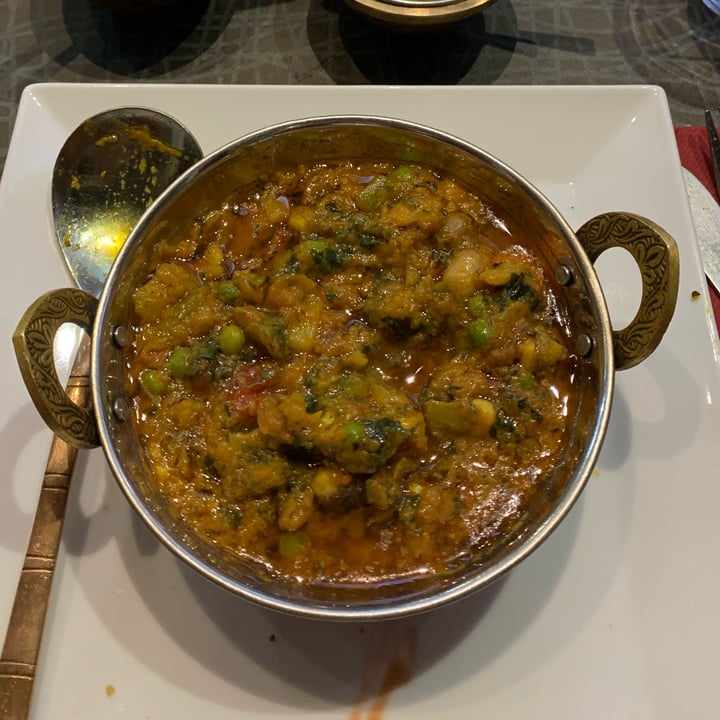 photo of Royal Taj mix vegetable shared by @lauraaa3 on  02 Oct 2022 - review