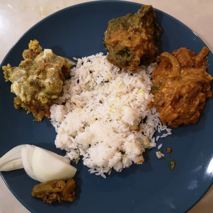 review photo of Kailash Parbat Restaurant Mixed vegetables shared by @minarobert on 05 Jan 2022 - review