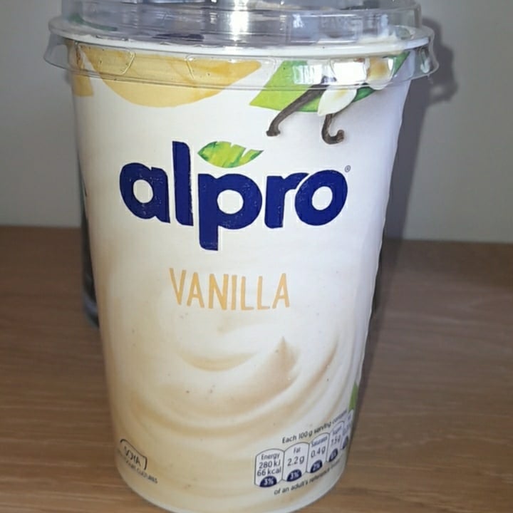 review photo of Alpro Soy Yogurt Vanilla shared by @lucybeb123 on 28 Jan 2021 - review