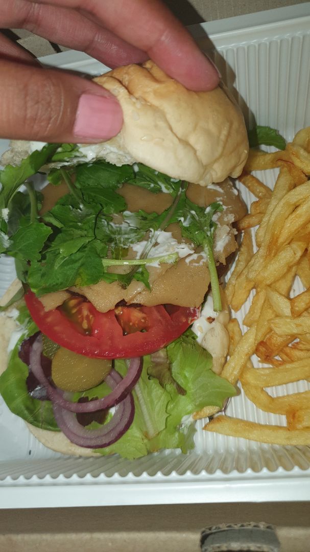 photo of Jacksons Real Food Market Kyalami Corner Upper Level Meraki Burger shared by @sunshineyum on  02 Feb 2020 - review