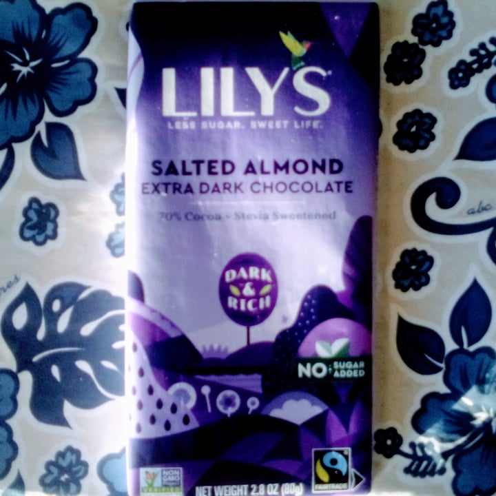 photo of Lily's Salted Almond Extra Dark Chocolate shared by @feelideal on  07 Nov 2022 - review