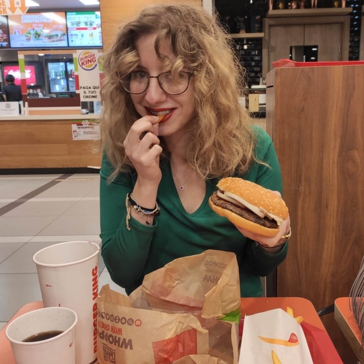 photo of Burger King Plant-based Whopper shared by @verdurila on  27 Nov 2021 - review