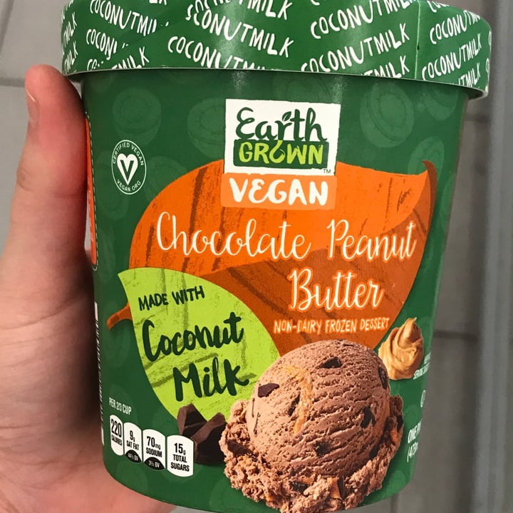 photo of Earth Grown Chocolate peanut butter coconut milk ice cream shared by @rocior on  25 Jul 2021 - review