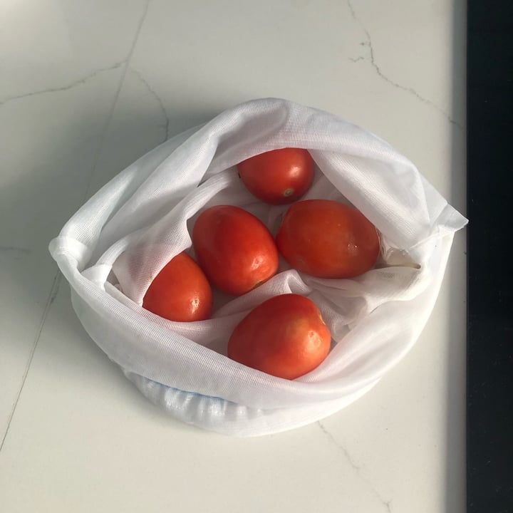 photo of Food Lover’s Market Tomatoes shared by @zsuz on  31 Oct 2021 - review