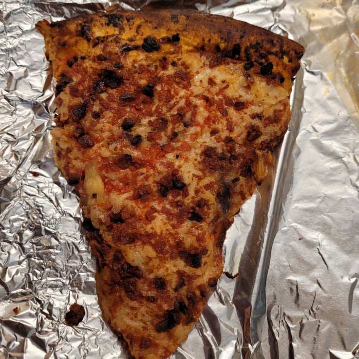 photo of Apiecalypse Now! Toronto Island Pizza shared by @leo on  04 Oct 2021 - review
