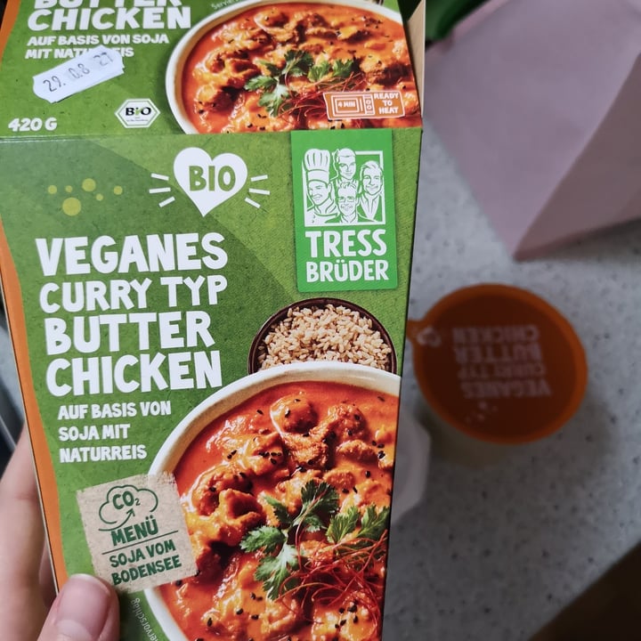 photo of Tress Brüder Veganes Curry Typ Butter Chicken shared by @luisaluisa on  05 Aug 2021 - review