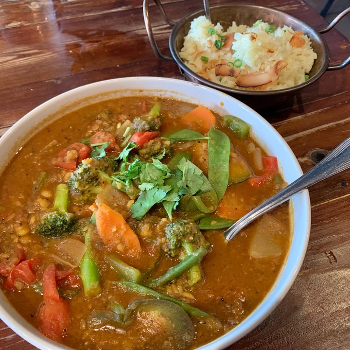 photo of Rangoon Burmese kitchen Vegetable Curry shared by @calysa14 on  07 Apr 2022 - review