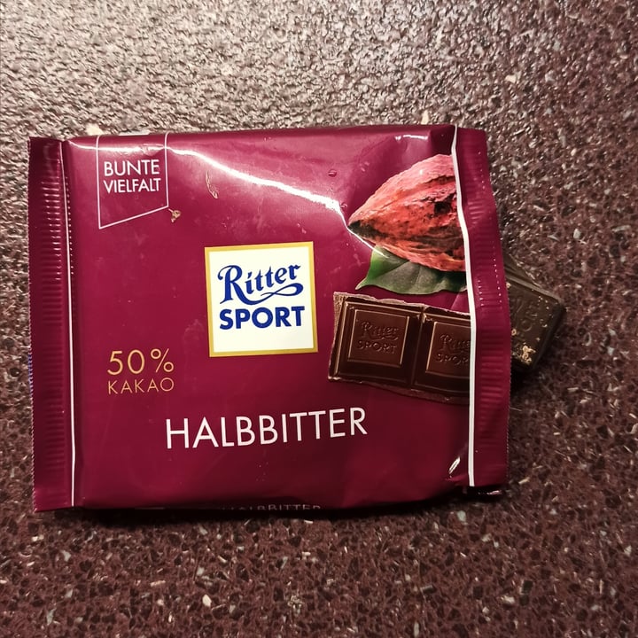 photo of Ritter Sport Halbbitter shared by @annamiou on  15 Nov 2022 - review