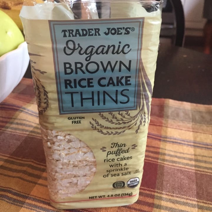 photo of Trader Joe's organic brown rice cake thins shared by @rrusso on  06 Sep 2021 - review