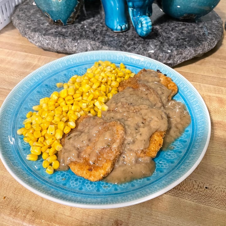 photo of Gardein Lightly Breaded Turky Cutlets shared by @penelopejean on  13 Sep 2021 - review