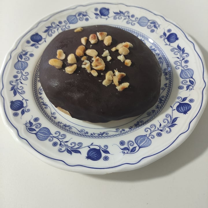 review photo of Veganos en paz Donuts shared by @cantagallo on 28 Oct 2021 - review