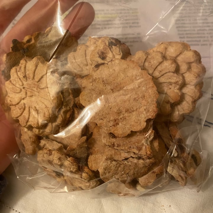 review photo of Alunt Natural Galletitas Dulces Con chocolate Y Almendras shared by @tadegrimberg on 07 Jun 2022 - review
