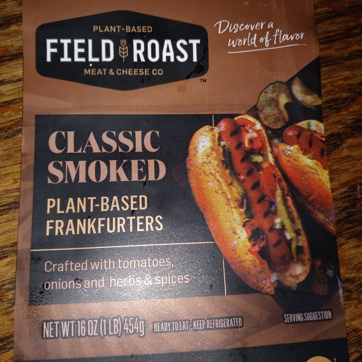 photo of Field Roast Classic Smoked Frankfurters shared by @zombiemouse on  31 May 2022 - review