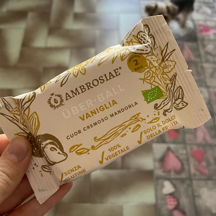 review photo of Ambrosiae Über-Ball Vaniglia shared by @danielarisa on 10 Apr 2022 - review