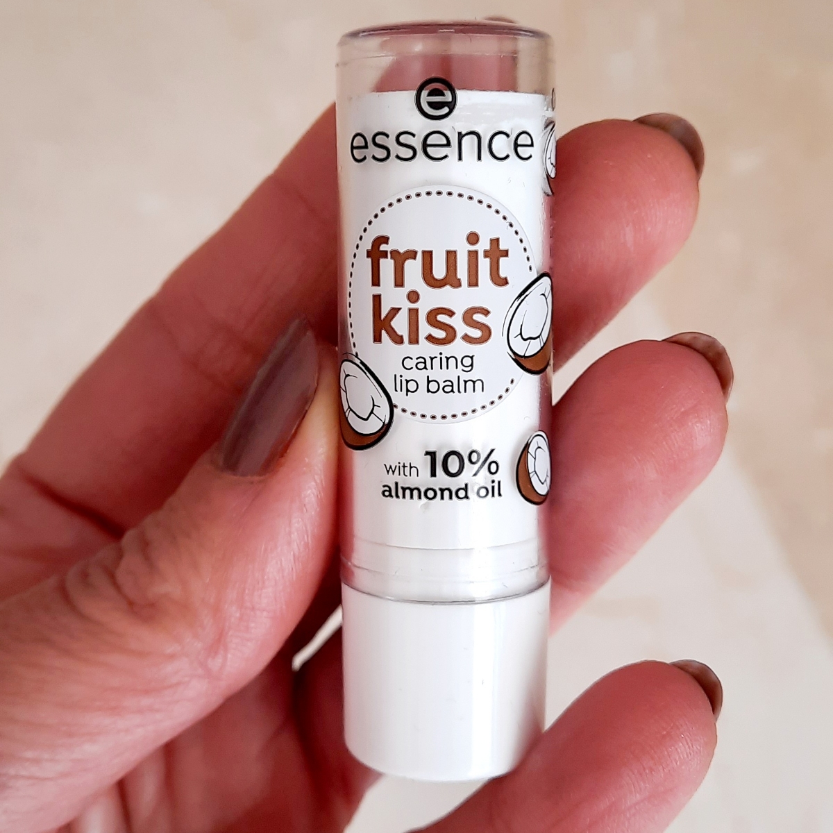 Essence Cosmetics Fruit kiss caring lip balm almond oil Reviews | abillion