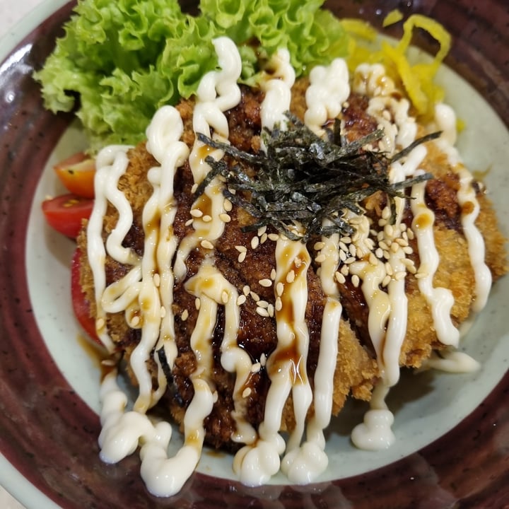 photo of Saute Sushi Handmade teriyaki Katsu Don shared by @plantbasedlifestyle on  22 Sep 2021 - review