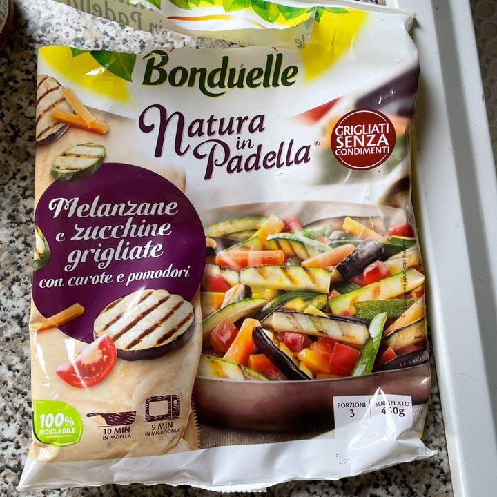 photo of Bonduelle Natura in padella-melanzane e zucchine grigliate con carote e pomodori shared by @santhss on  19 Jun 2022 - review