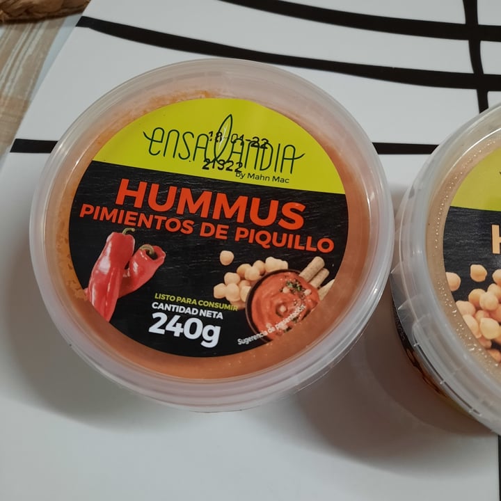 photo of Ensalandia Hummus Pimientos De Piquillo shared by @loreh on  07 Jan 2022 - review
