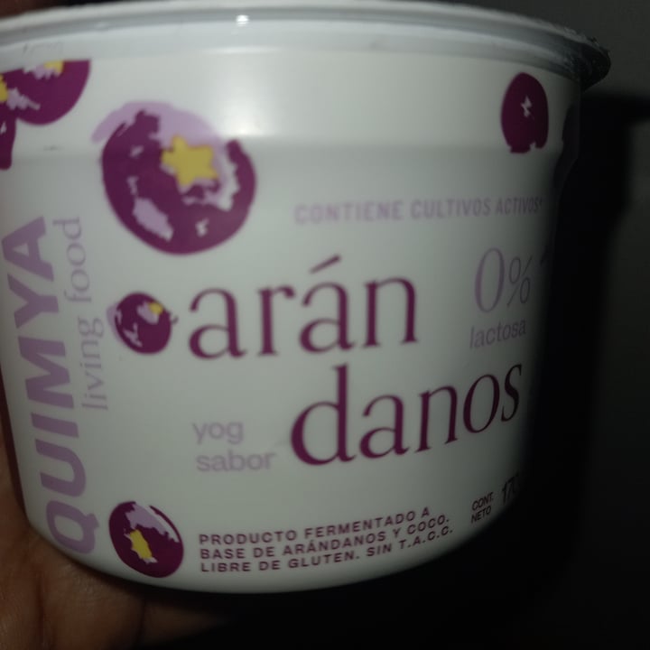 photo of Quimya Yogurt sabor Arándanos shared by @yanivegan04 on  16 Aug 2022 - review