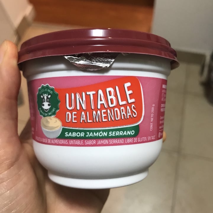 photo of Felices Las Vacas Untable de Almendras sabor Jamón Serrano shared by @daicreep on  17 Sep 2020 - review