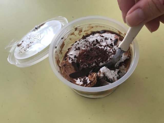 Foto do prato “Torta De Chocolate Y Crema”