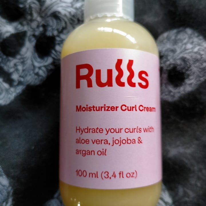 photo of Rulls Moisturizer Curl Cream shared by @aquiles on  27 Sep 2020 - review