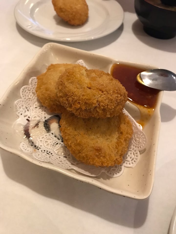 photo of Ye’s Asian Vegan Kitchen Golden Nuggets shared by @dolcesride on  17 Jan 2019 - review