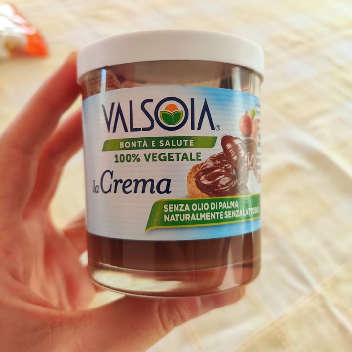review photo of Valsoia Crema alla nocciola shared by @lerrria on 01 Dec 2022 - review