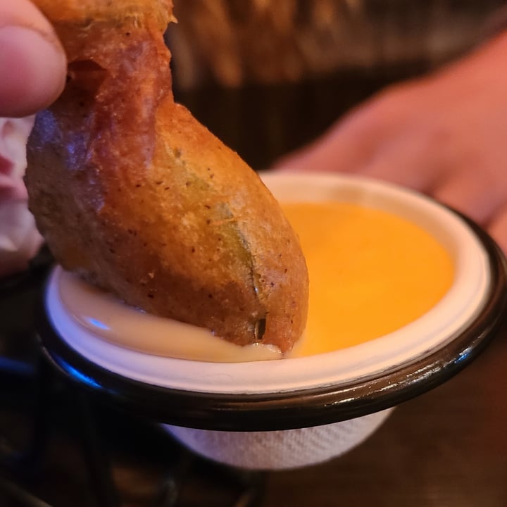 photo of The Bayside Cafe Fried Pickles shared by @summerwindotis on  23 Jun 2021 - review