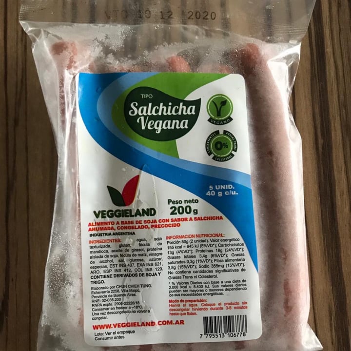 photo of Veggieland Salchichas Veganas shared by @noraluisa on  05 Jul 2020 - review