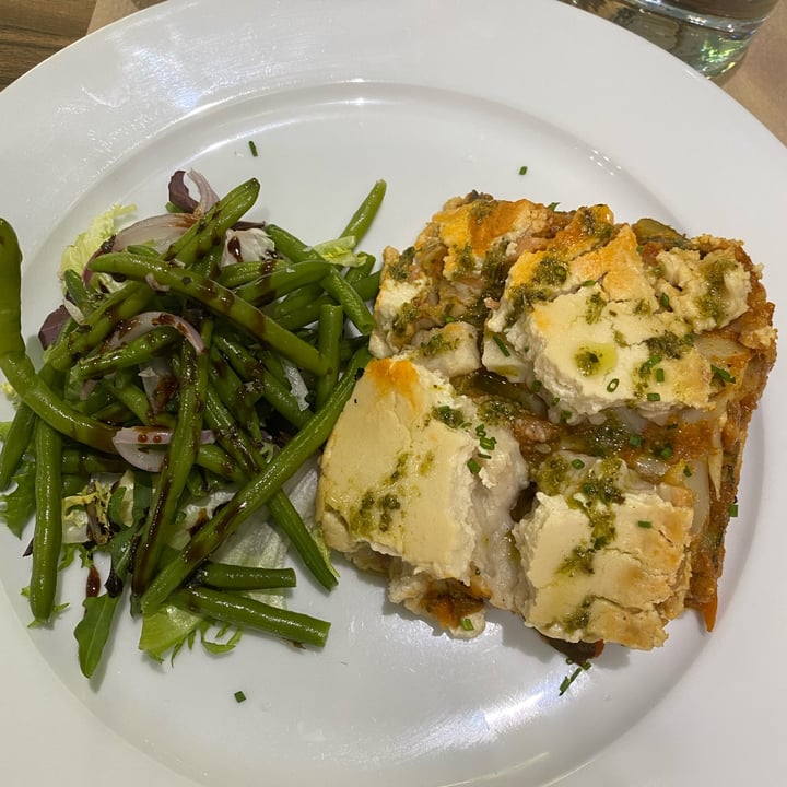 photo of Tulsi Vegan Restaurant Lasaña vegetal shared by @cgbr on  16 May 2022 - review
